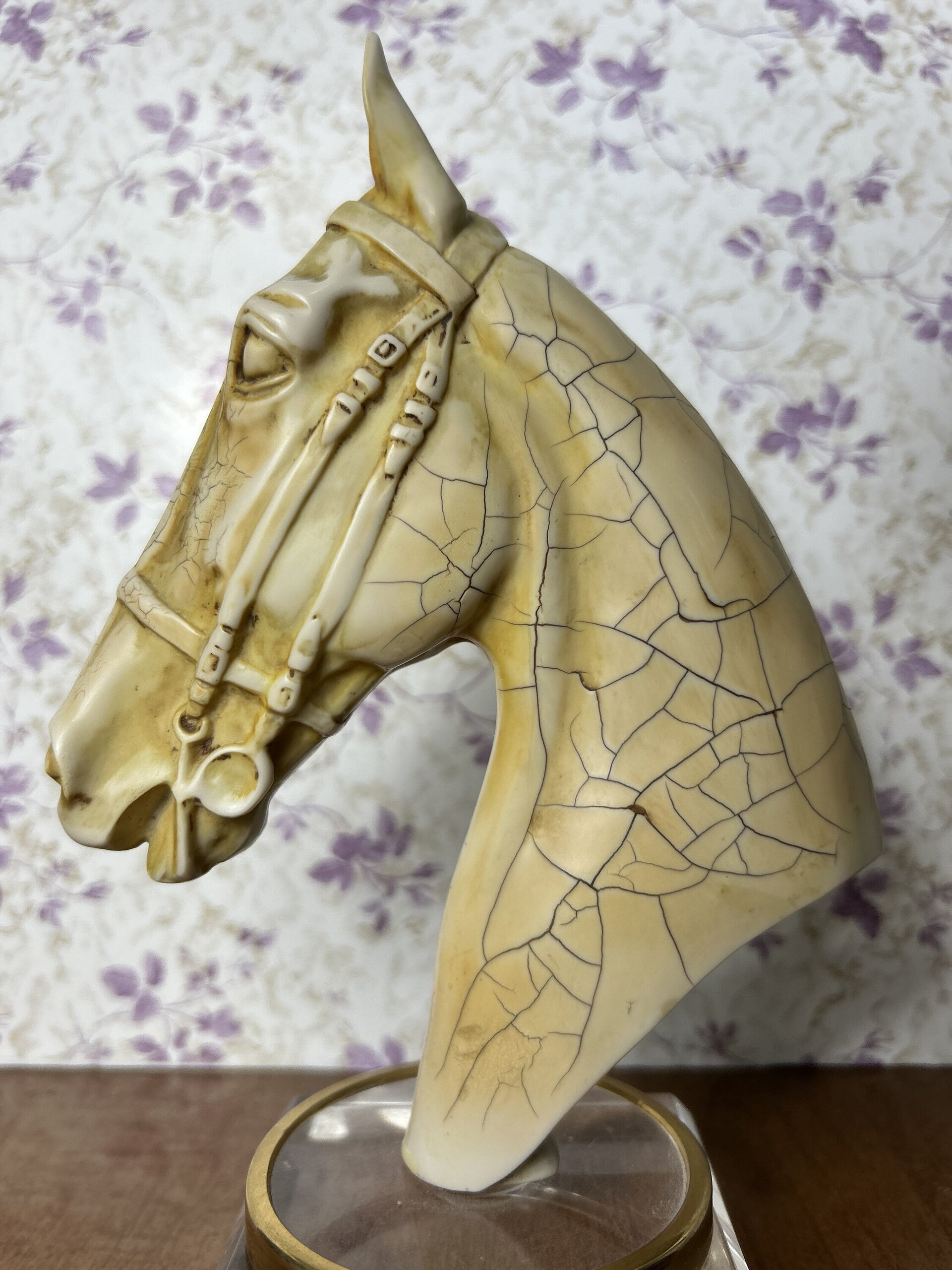 Hermosa escultura de cabeza de caballo en resina - 2