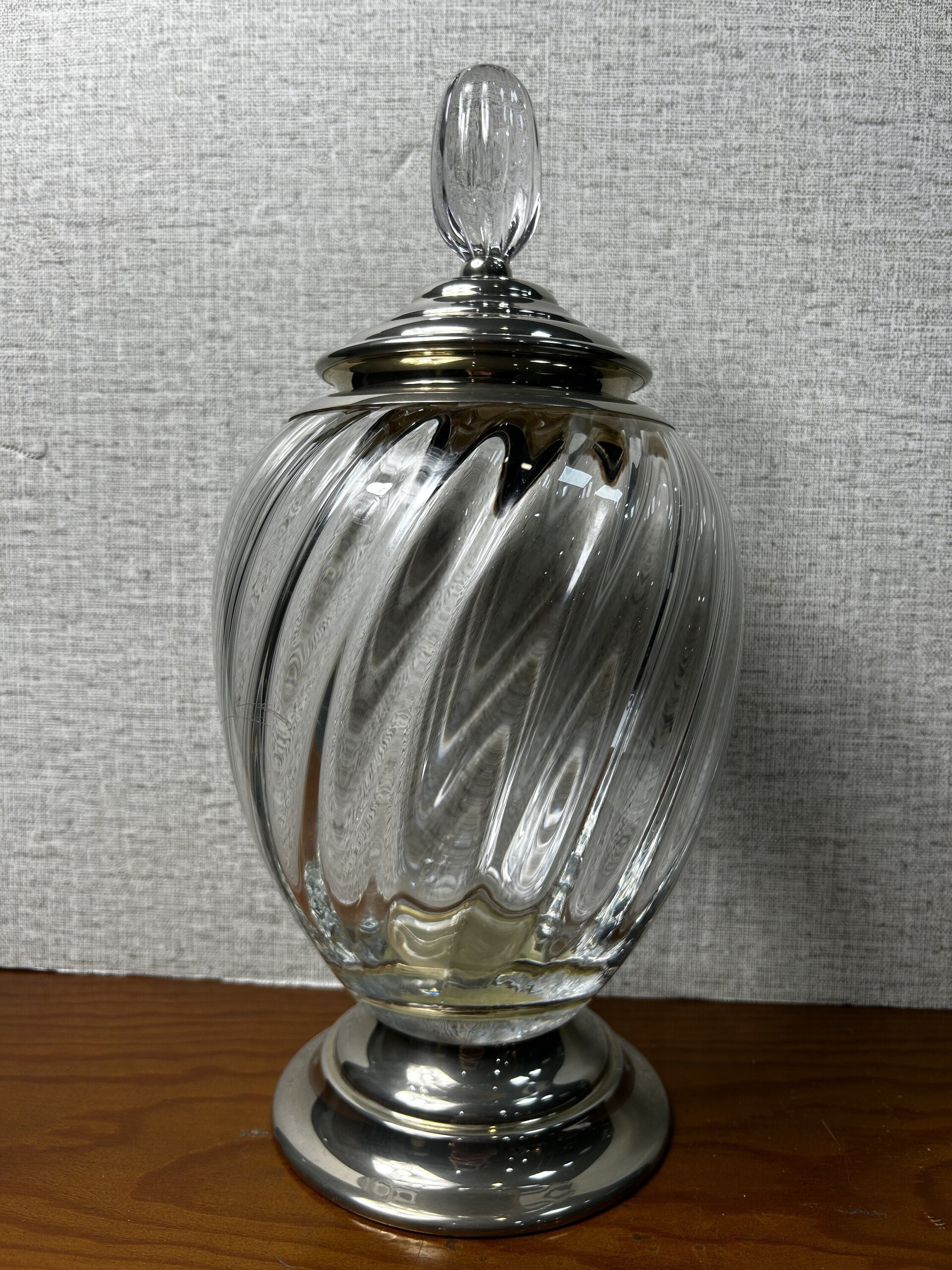 Tarro decorativo de cristal con tapa metálica - 2