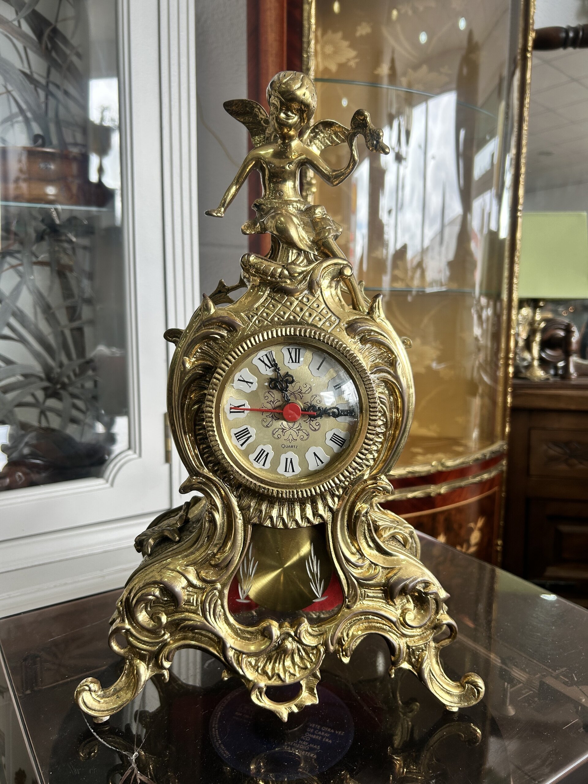 Reloj de bronce antiguo con péndulo - 1
