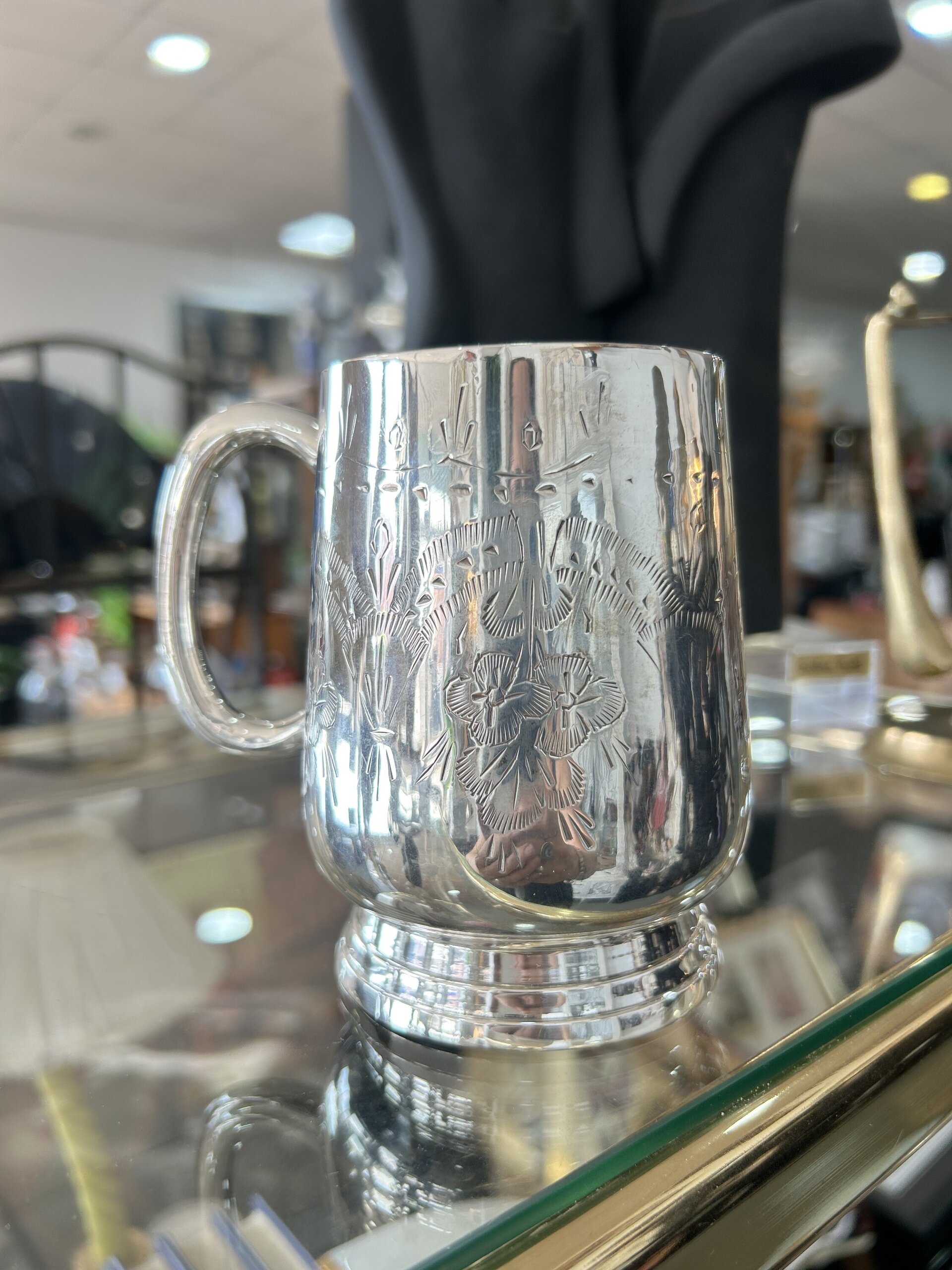 Elegante taza o jarra de alpaca grabada - 6
