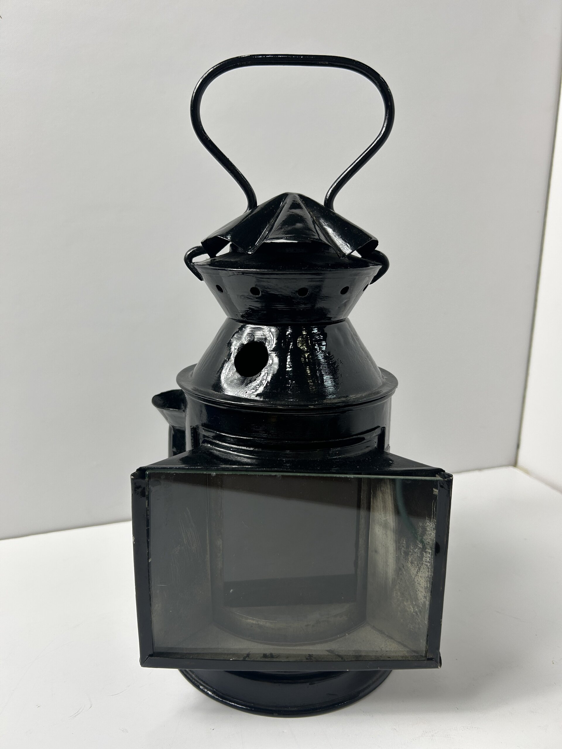 Antiguo farol ferroviario de señales y maniobras - 2