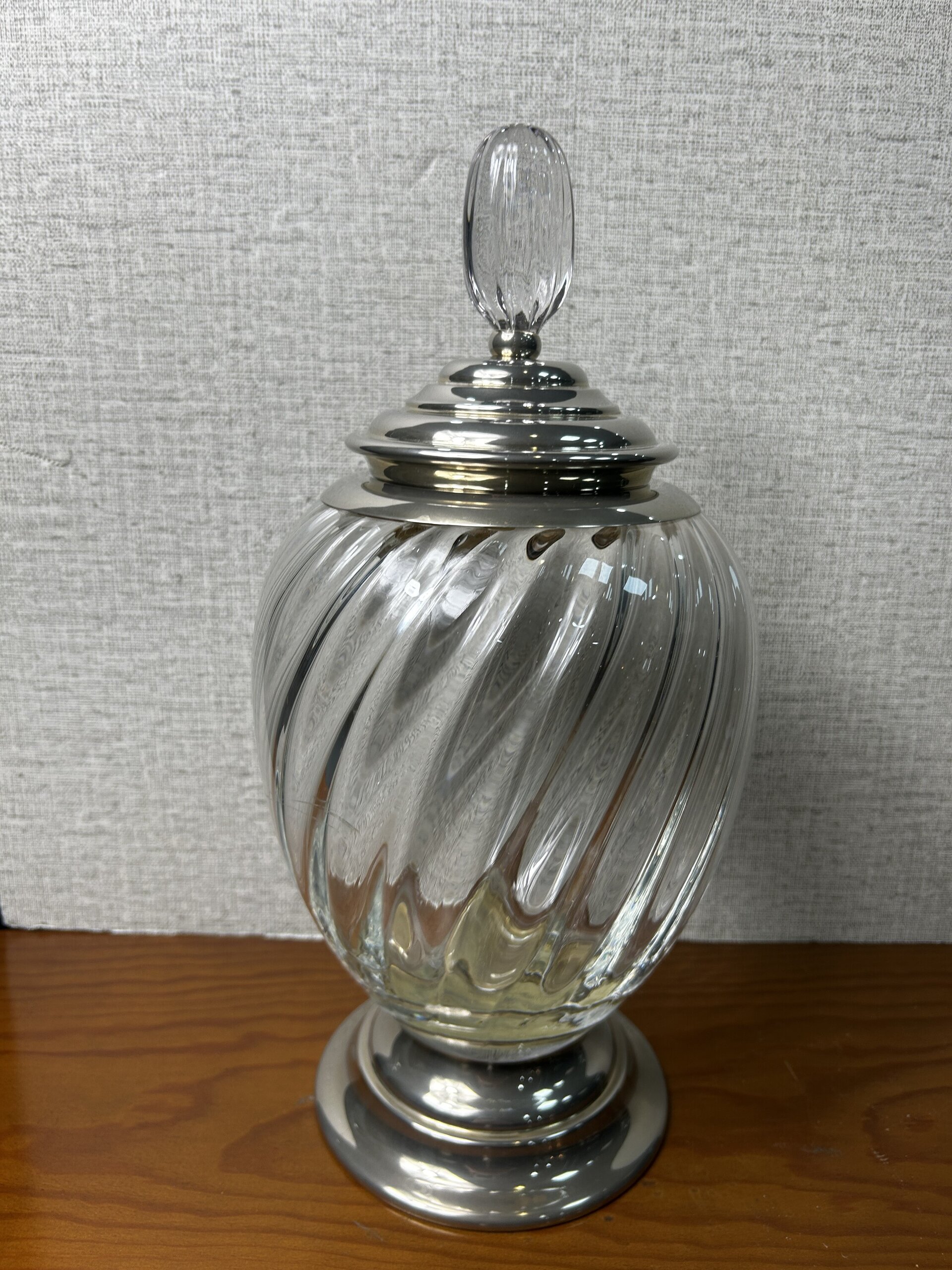 Tarro decorativo de cristal con tapa metálica - 6