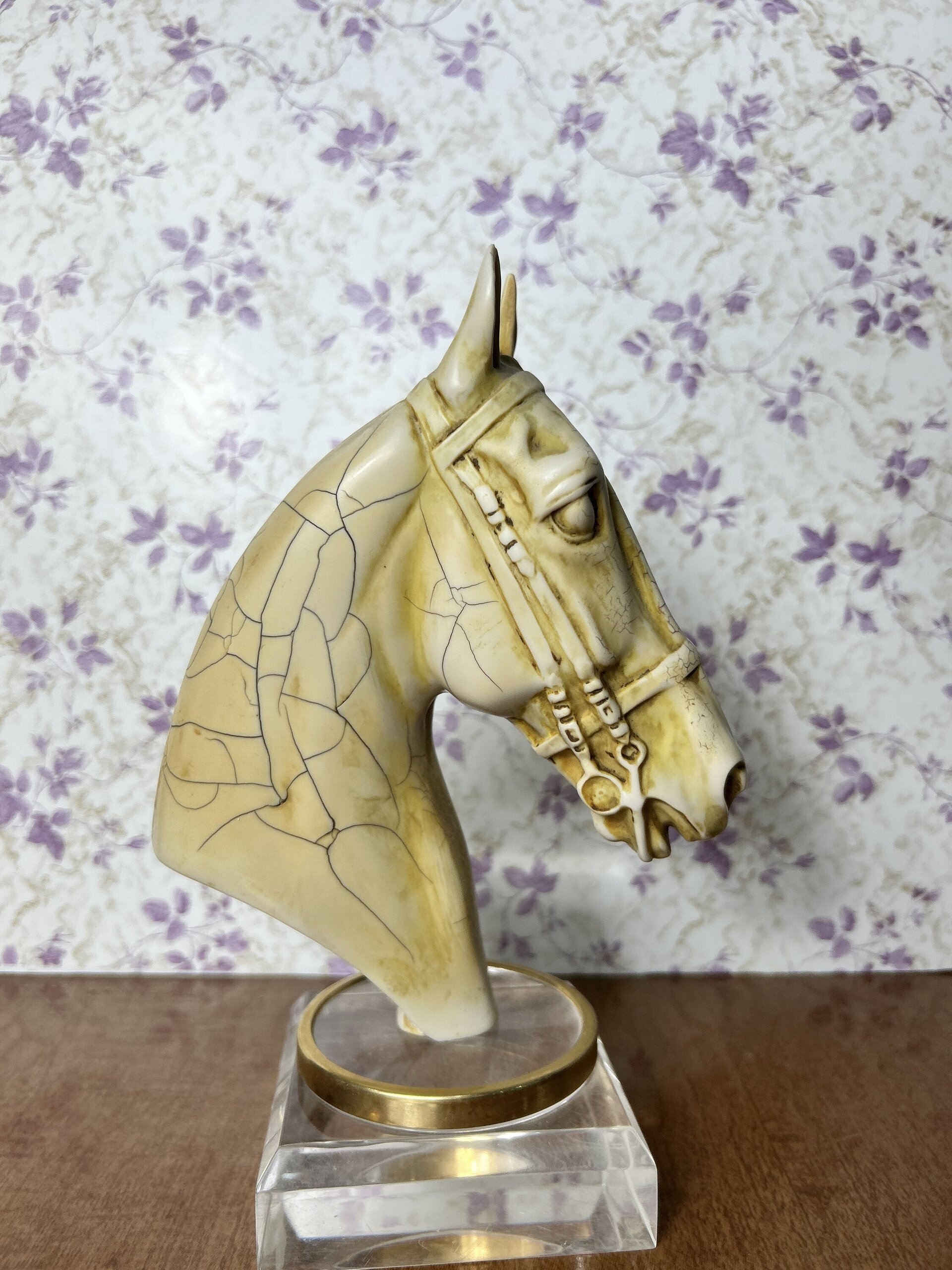 Hermosa escultura de cabeza de caballo en resina - 5