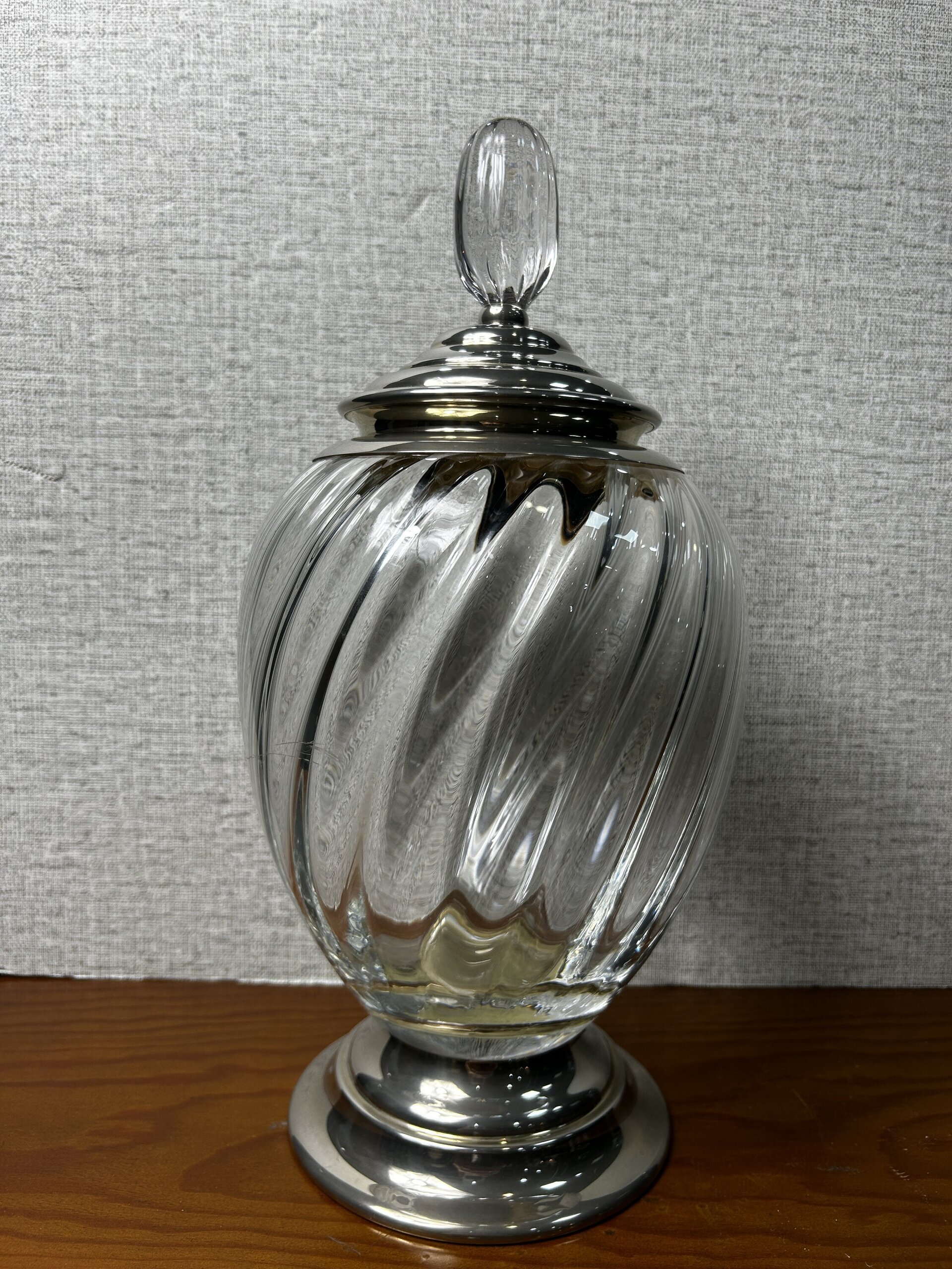 Tarro decorativo de cristal con tapa metálica - 5