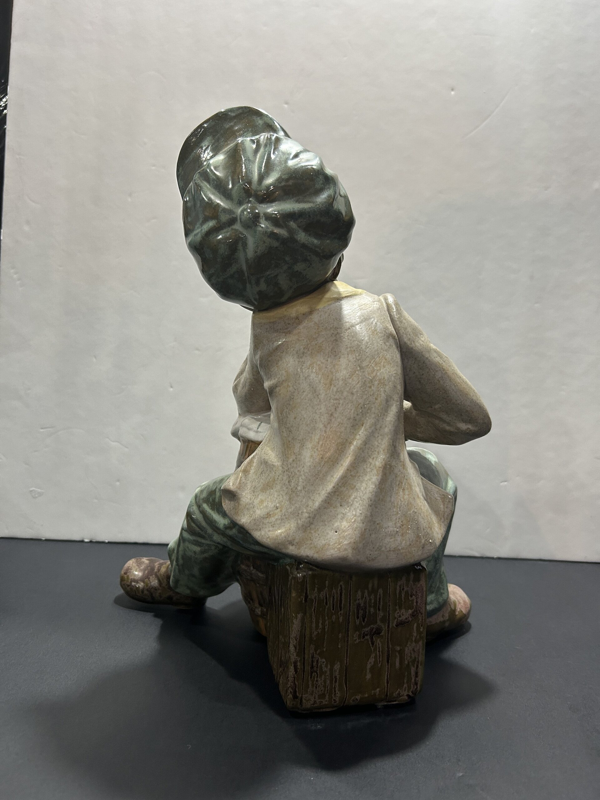 Figura de porcelana de la marca Tengra - 2