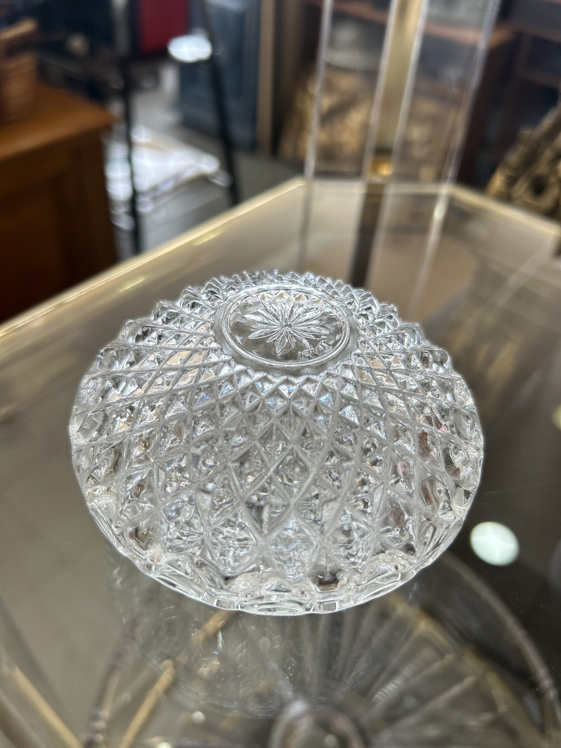 Bombonera o caja de joyas de cristal tallado - 5